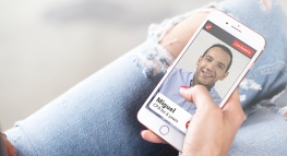 TurboTax Live ofrece contadores públicos autorizados para responder a tus preguntas y presentar tu declaración de impuestos