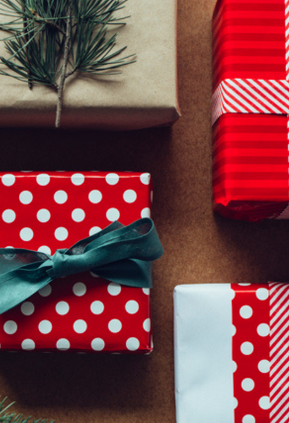 These 5 Tools Make Holiday Gift Wrapping a Breeze