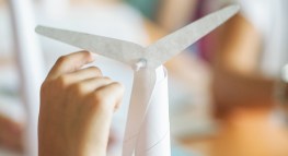 Tips for Staying Cool and Saving This Summer