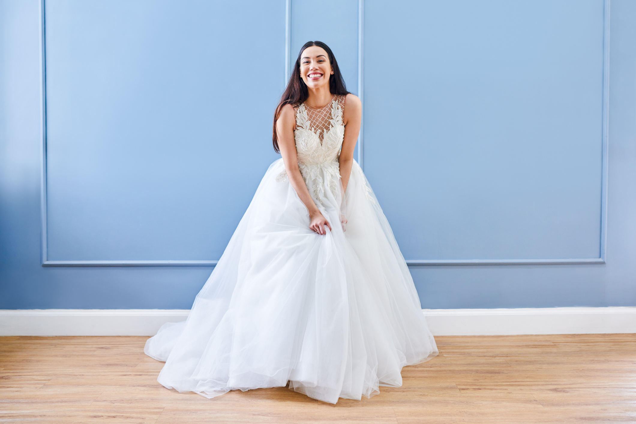 companys that donate wedding dress and shoes to nonprofits