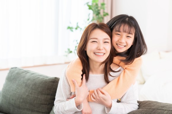 Asian woman with her daughter.