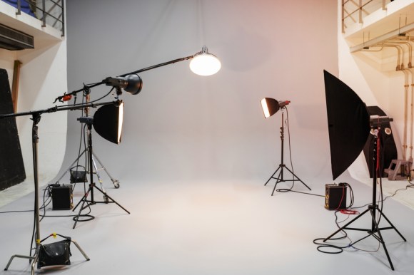 Photography equipment in a studio.